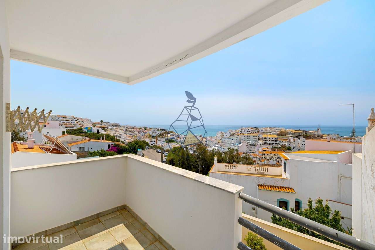 Apartamento com 2 Quartos, Garagem e a Vista Mar  em Albufeira - Grande imagem: 2/35