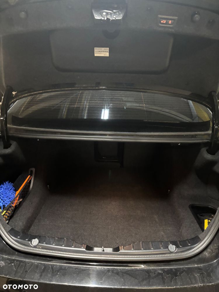 BMW Seria 5 520d - 14