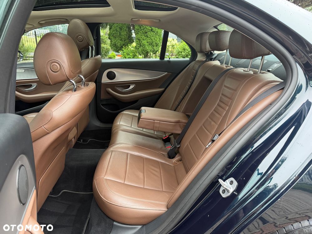 Mercedes-Benz Klasa E 200 d 9G-TRONIC Exclusive - 27