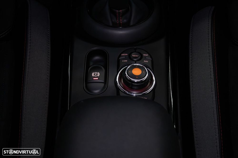 MINI Clubman John Cooper Works ALL4 - 23