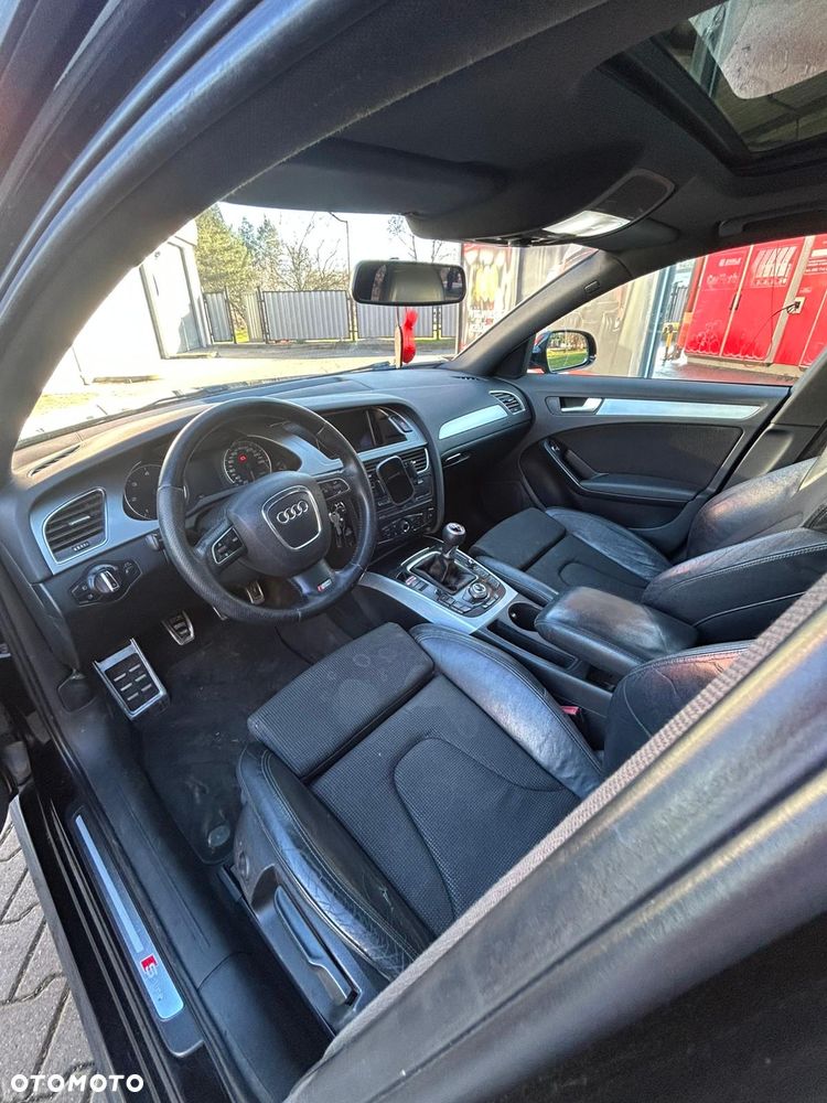 Audi A4 Avant 2.0 TDI - 10