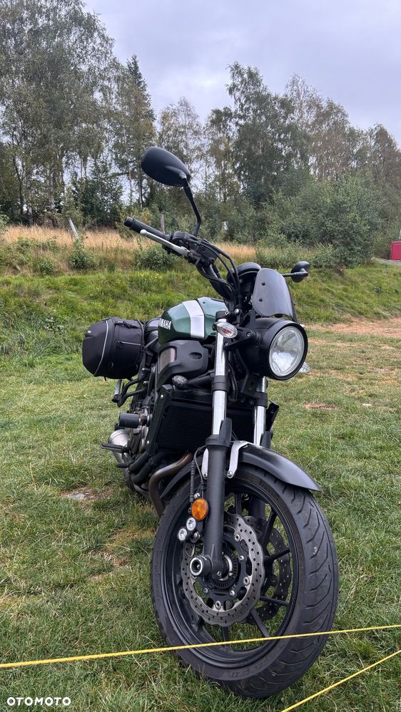 Yamaha XSR - 12