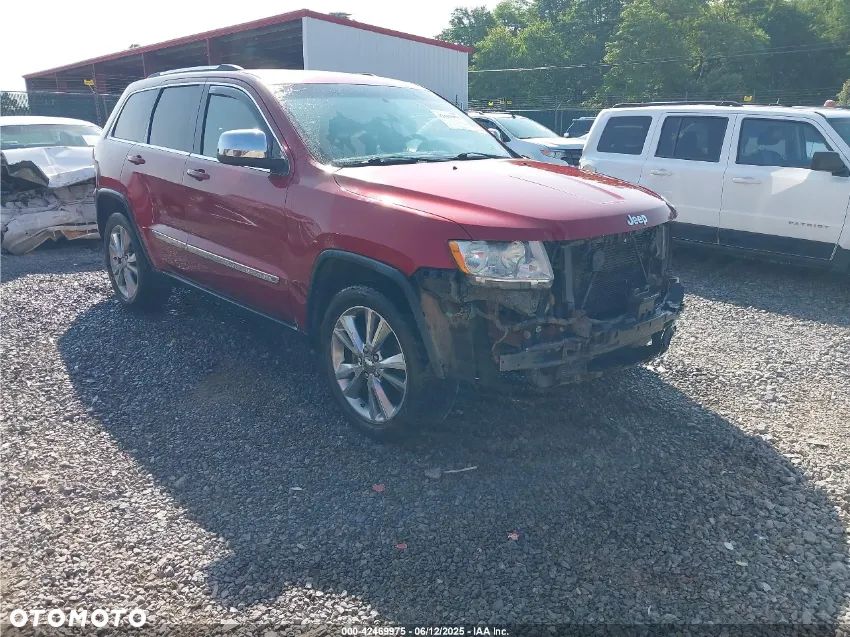 Jeep Grand Cherokee - 17