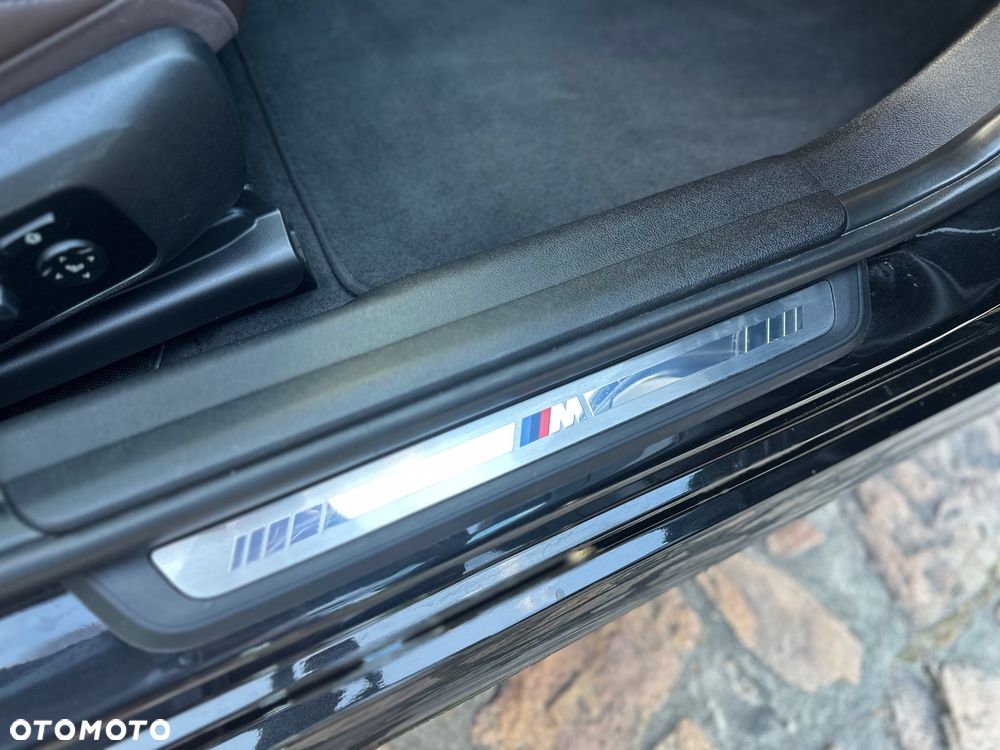BMW Seria 3 320d xDrive M Sport Shadow sport - 28
