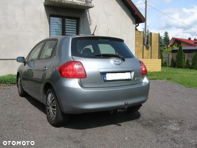 Toyota Auris 1.6 Premium - 5