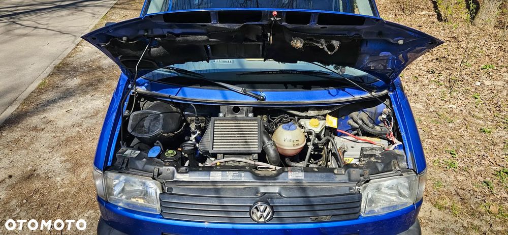 Volkswagen Transporter - 22