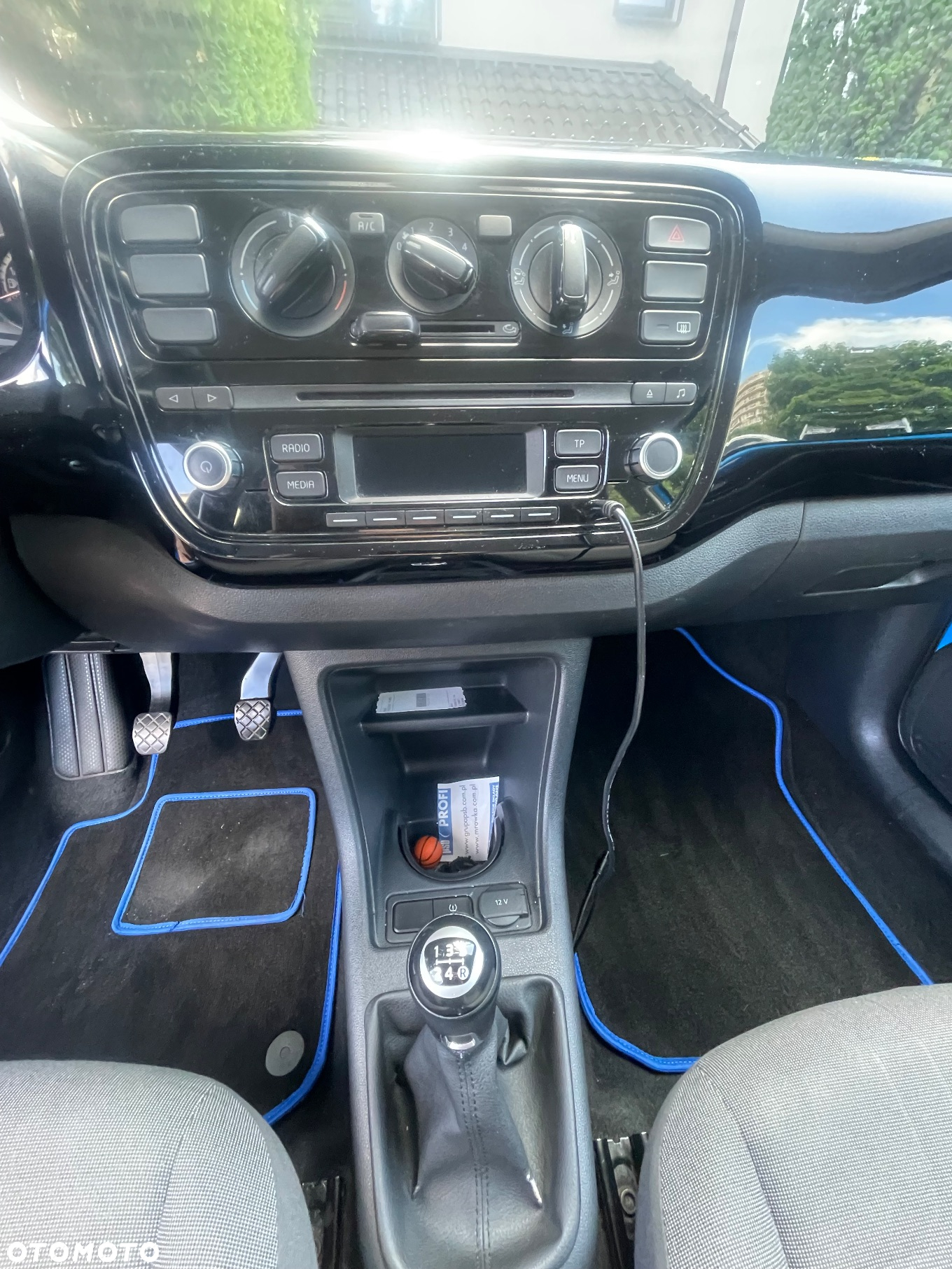 Volkswagen up! 1.0 move - 28