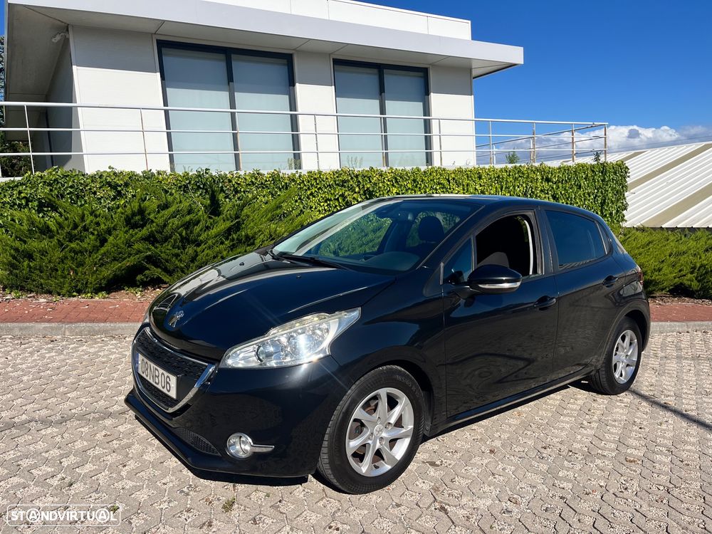 Peugeot 208 1.4 VTi Allure - 3