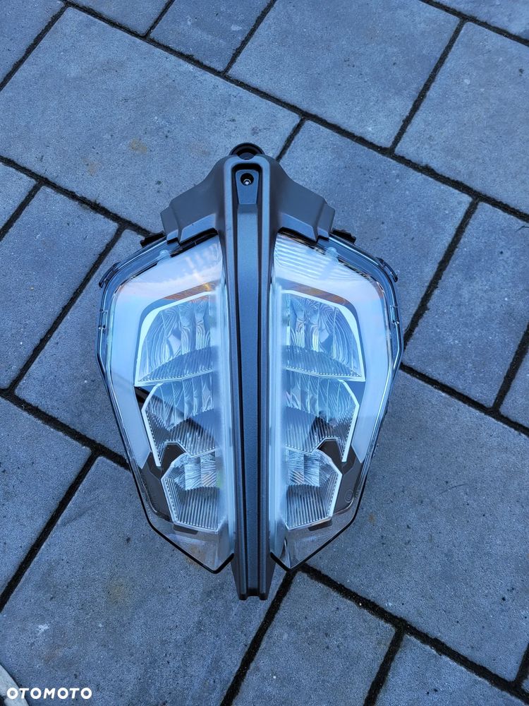 Lampa przód, przednia KTM 125 390 Duke - 1