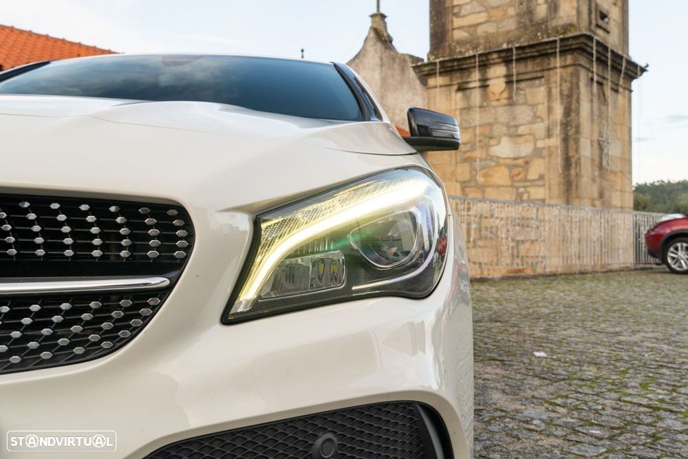 Mercedes-Benz CLA 180 d Shooting Brake AMG Line - 12