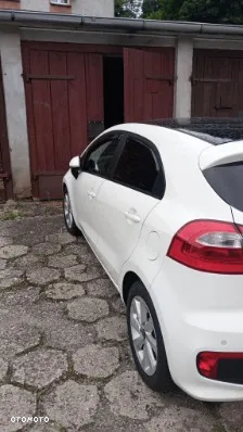 Kia Rio 1.2 L Business Line - 11