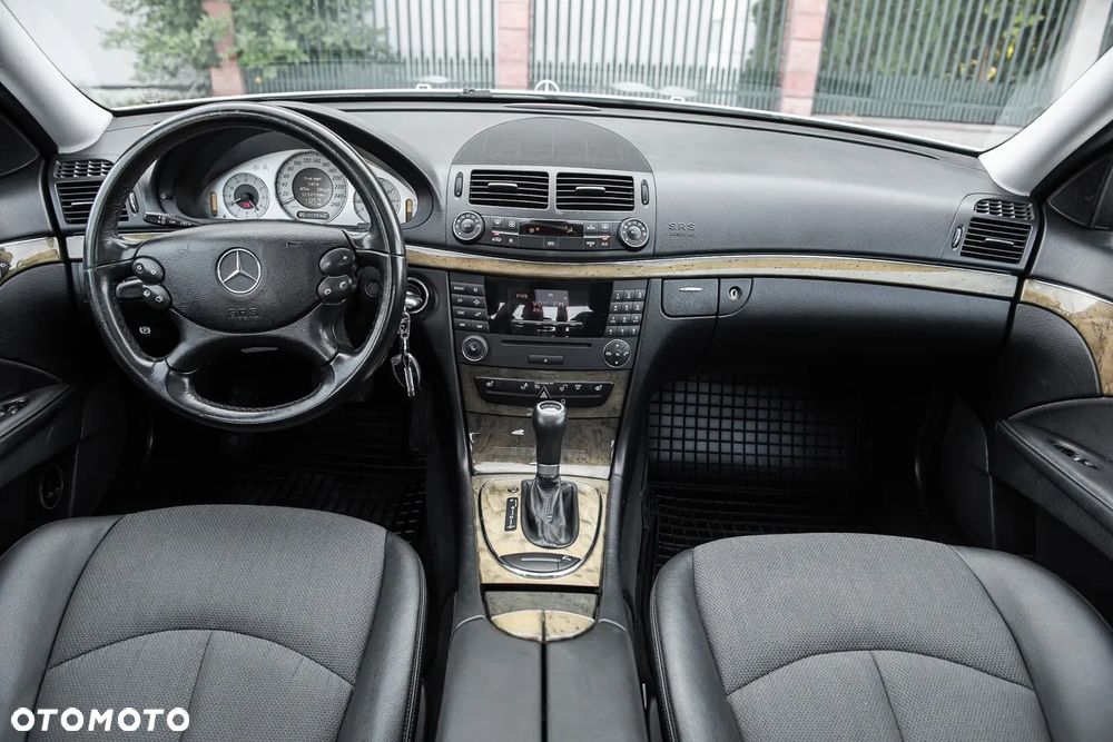 Mercedes-Benz Klasa E - 6