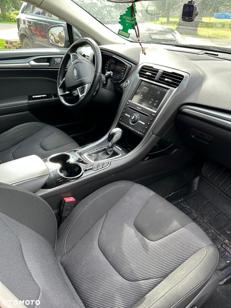 Ford Mondeo 2.0 TDCi Titanium PowerShift - 10