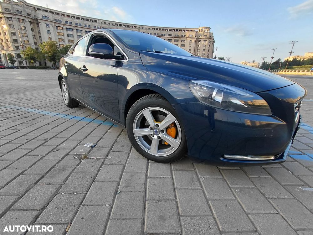 Volvo V40 D2 - 4
