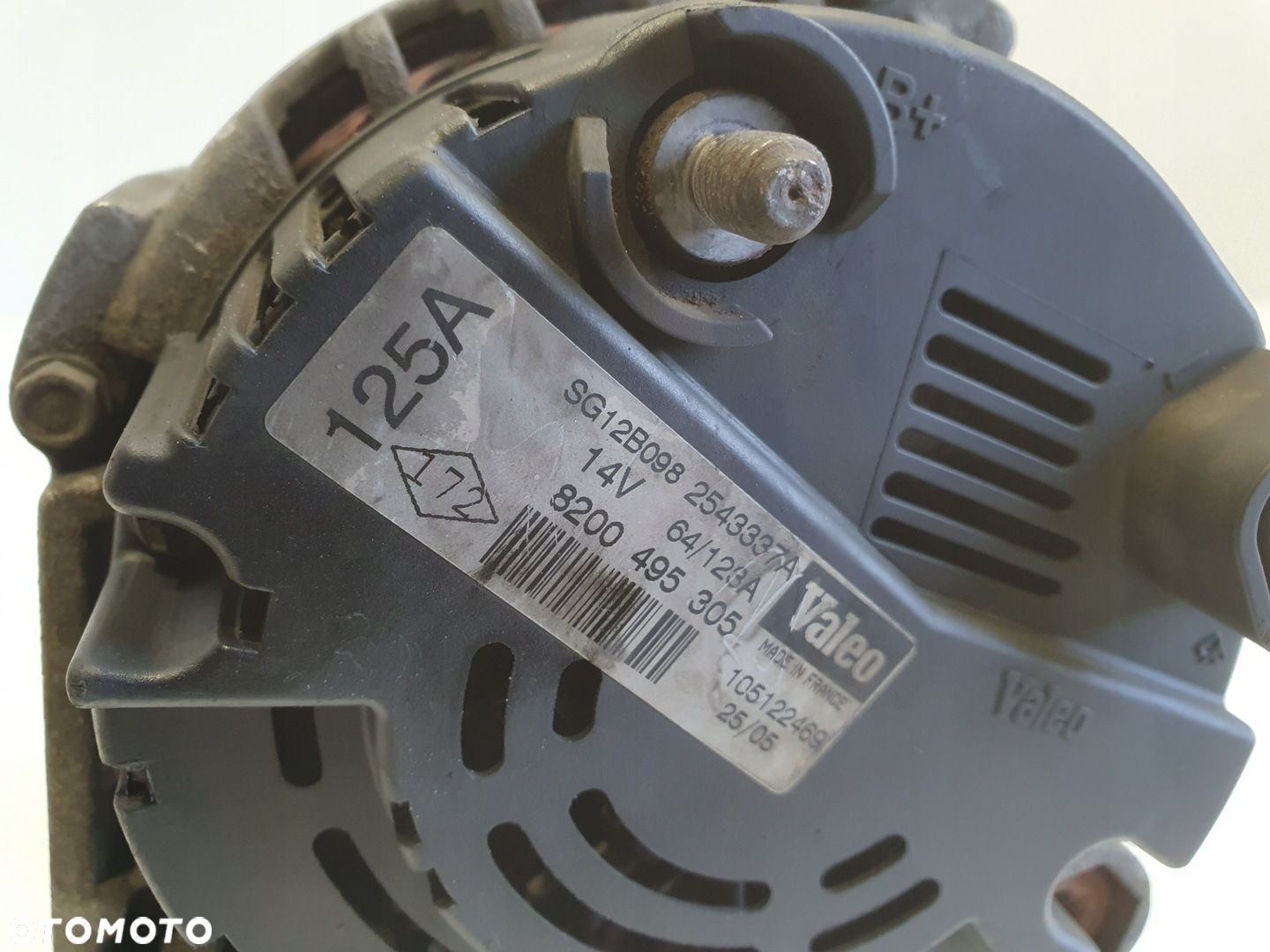 Nissan Primera P12 1.9 DCI ALTERNATOR 8200495305 valeo 125A - 2