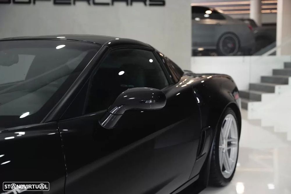 Chevrolet Corvette - 8