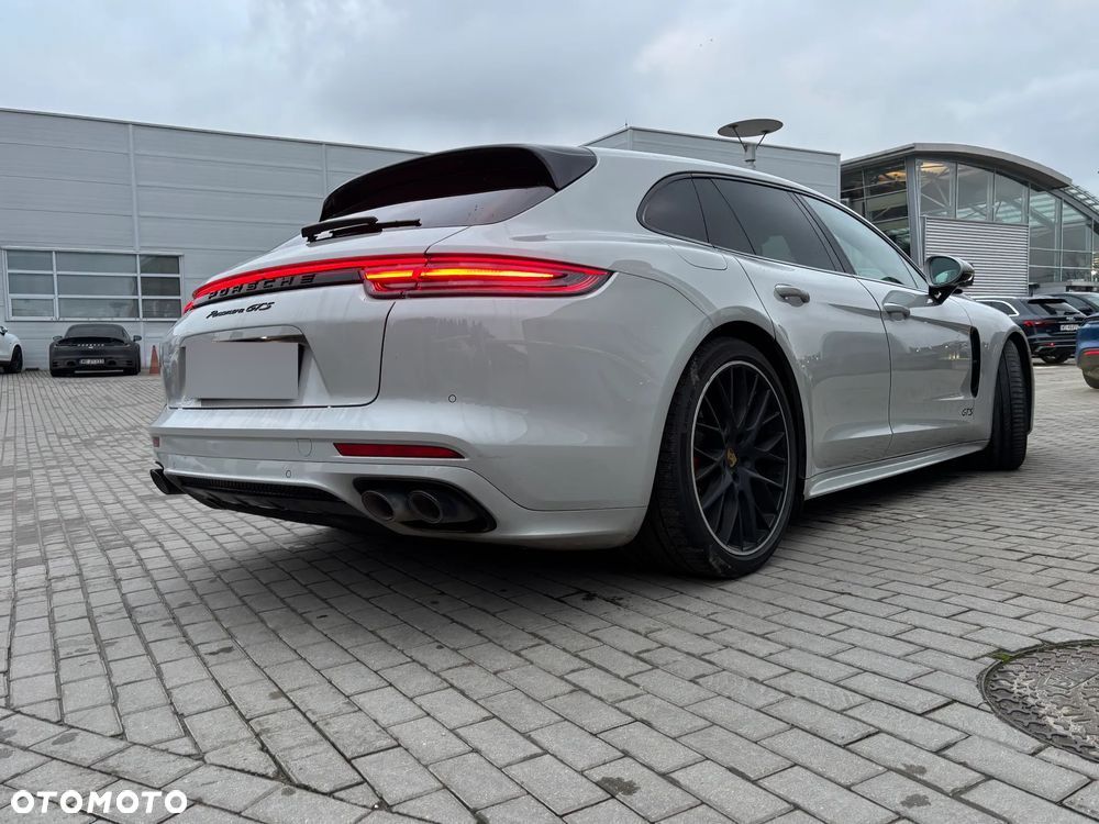 Porsche Panamera GTS GPF Sport Turismo - 6