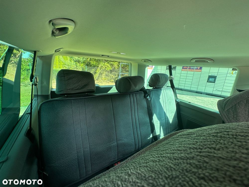 Volkswagen Caravelle 2.0 TDI L1 Comfortline DSG - 25