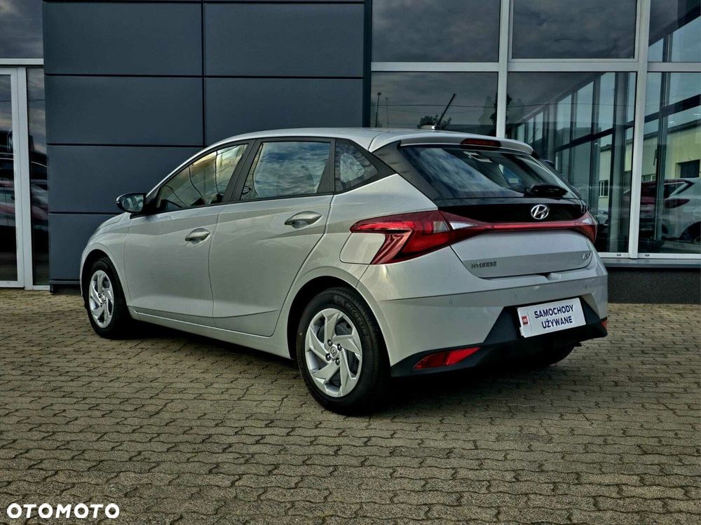 Hyundai i20 1.2 Pure - 8