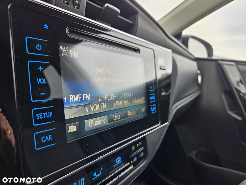 Toyota Auris 1.6 Selection MS - 30