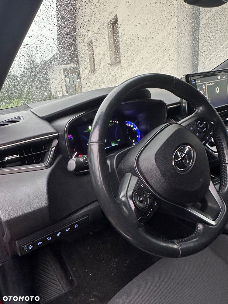 Toyota Corolla 1.8 Hybrid Executive - 6