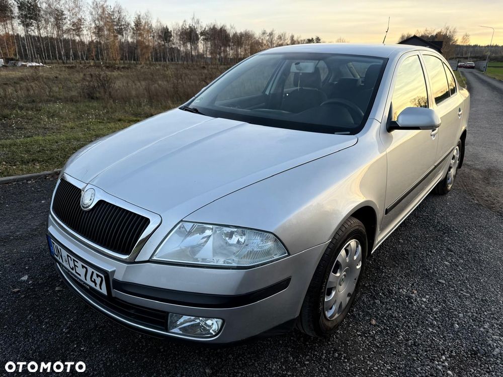 Skoda Octavia 1.6 Active - 1