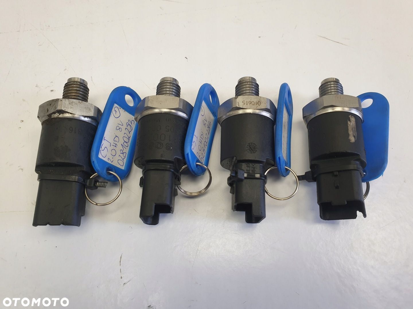 Citroen C5 I 2.0 HDI 8V CZUJNIK CIŚNIENIA PALIWA - 1