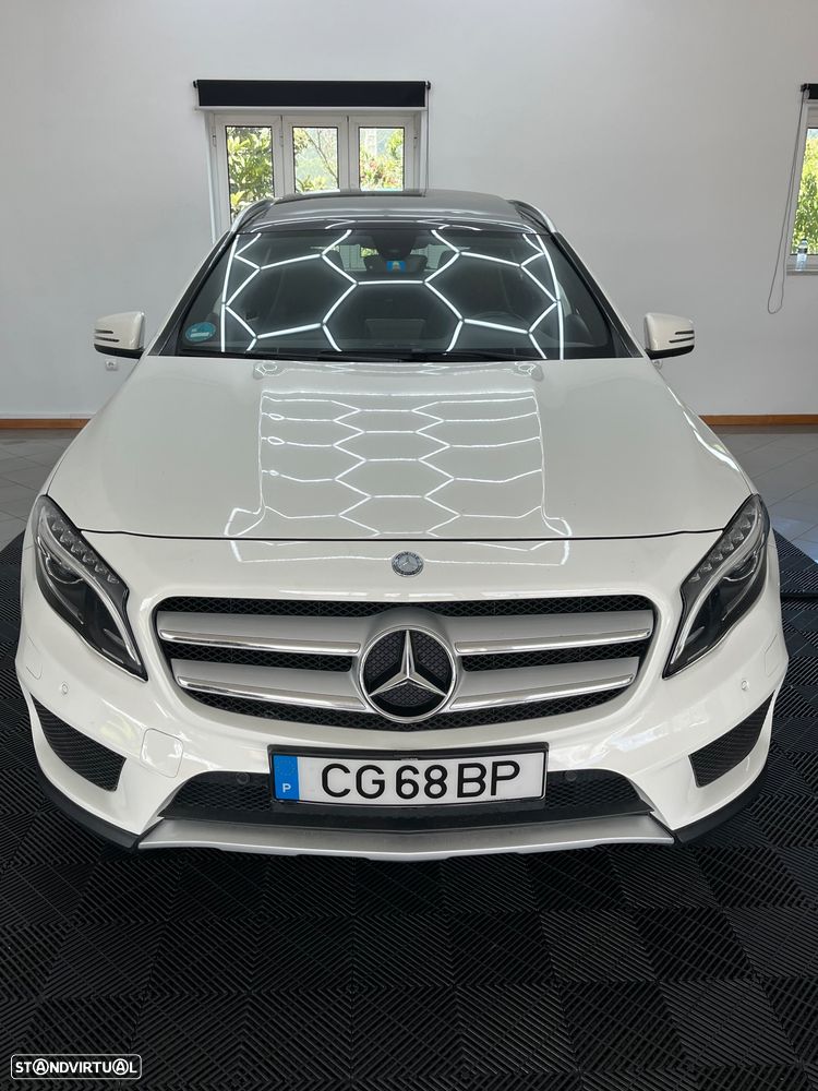 Mercedes-Benz GLA 220 CDI 4Matic 7G-DCT AMG Line - 2