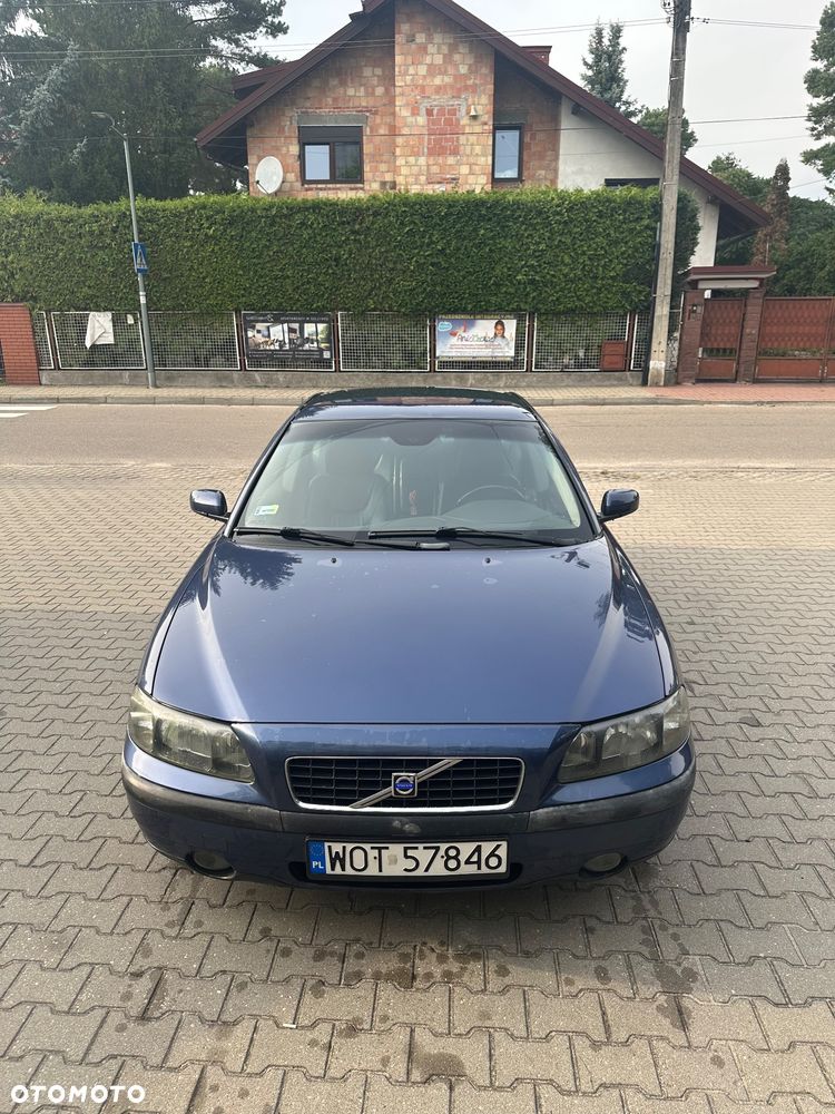 Volvo S60 2004 photo 2