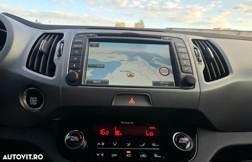 Kia Sportage 2,0 CRDI AWD Aut. Platinum - 32