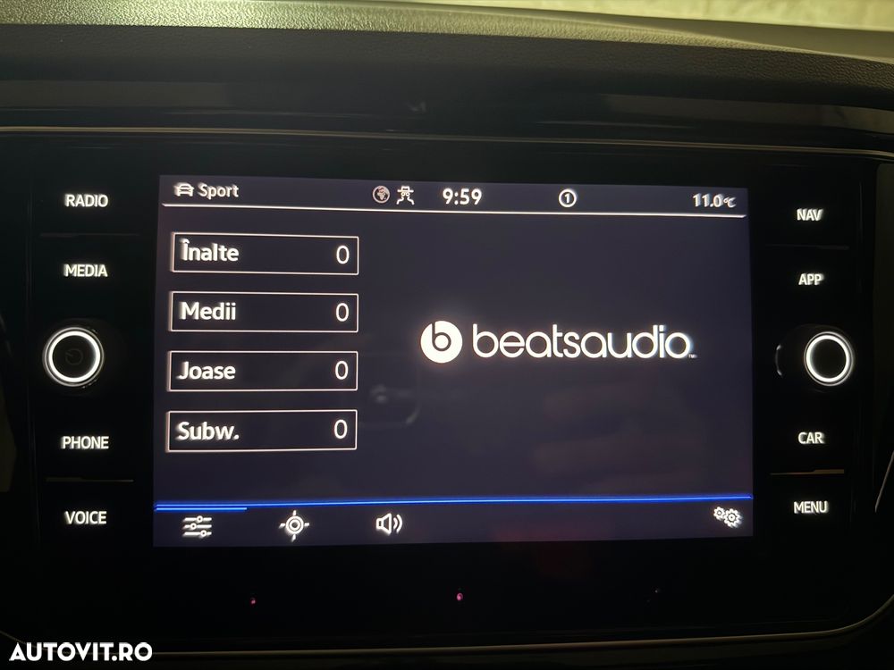 Volkswagen T-Roc 2.0 TDI SCR DSG R-Line - 40