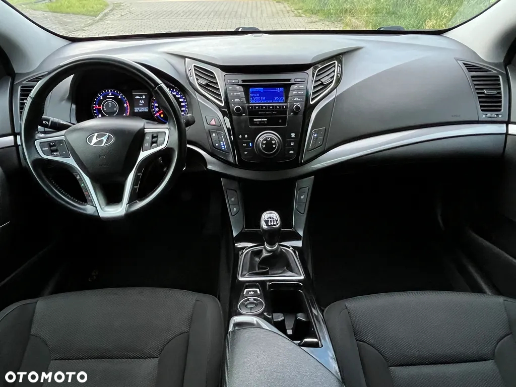Hyundai i40 Kombi blue 1.7 CRDi Style - 23