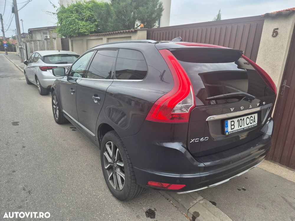 Volvo XC 60 D5 AWD Geartronic Summum - 6