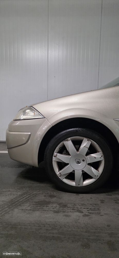 Renault Mégane 1.5 dCi Dynamique Luxe - 5