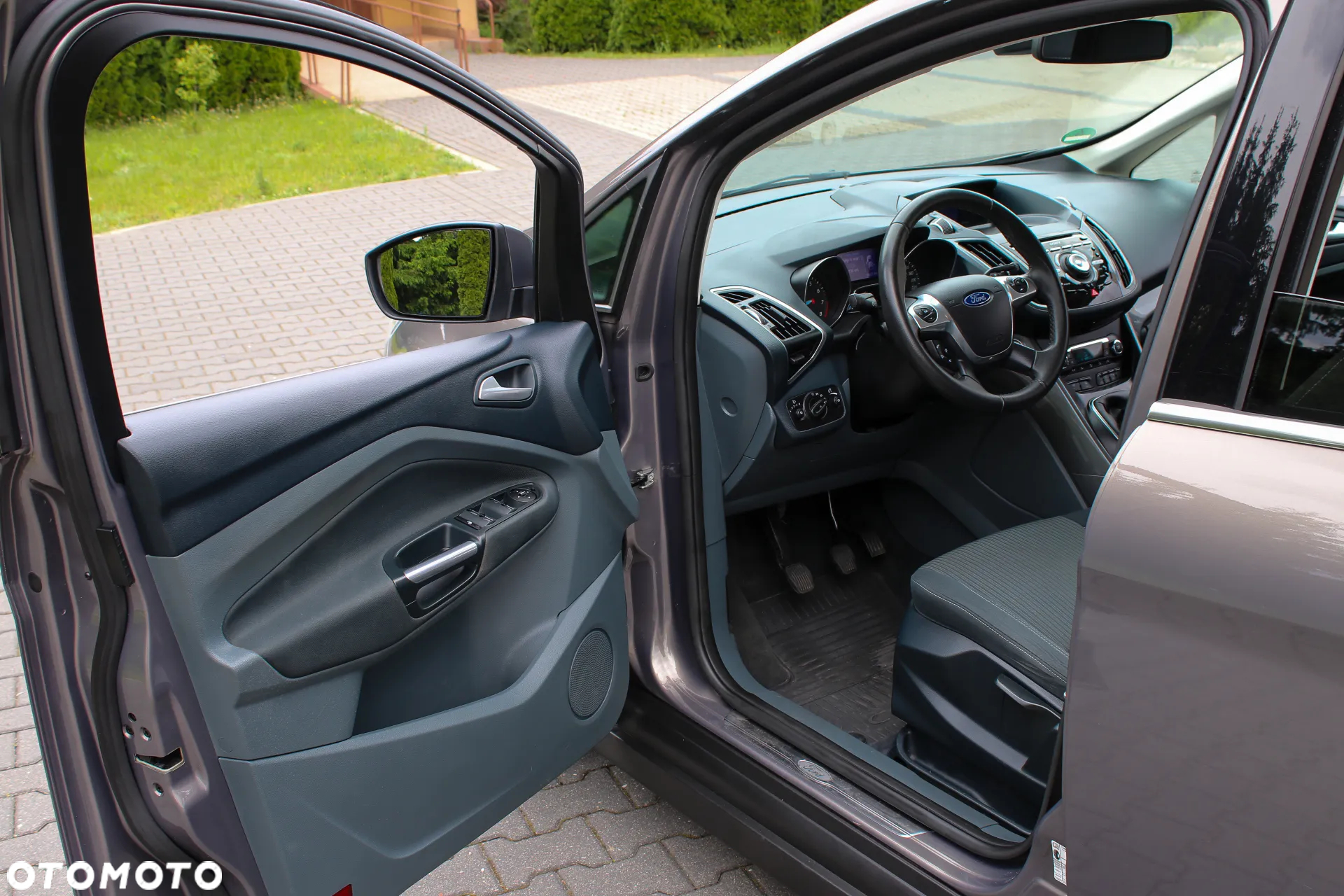 Ford C-MAX 1.6 EcoBoost Titanium - 30