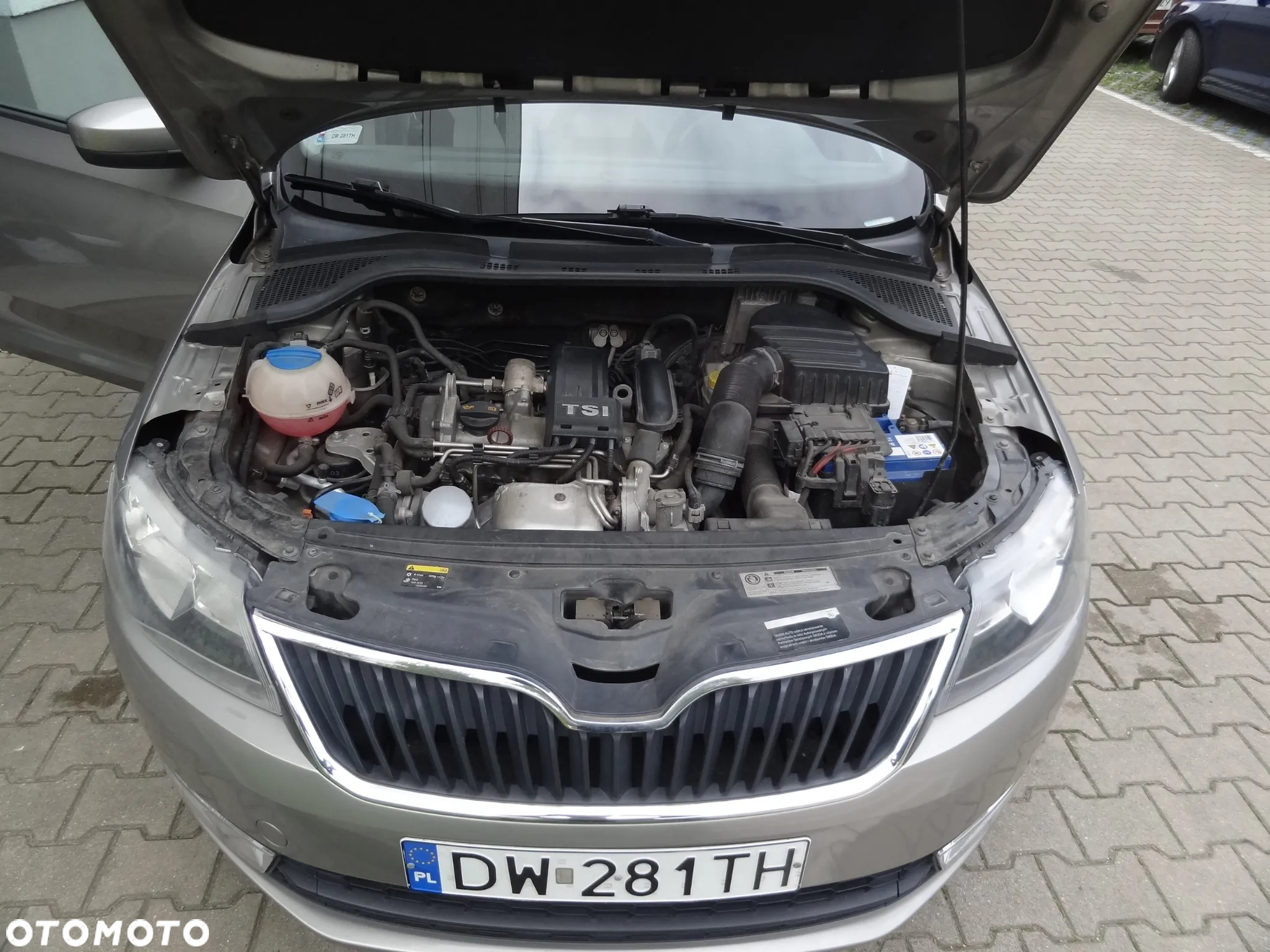 Skoda RAPID 1.2 TSI Active - 30