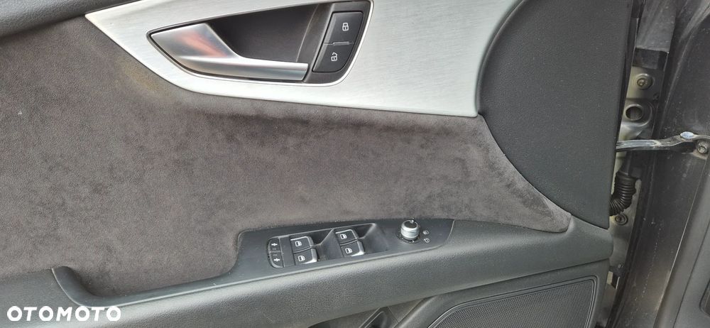 Audi A7 Sportback 3.0 TDI quattro S tronic sport selection - 7