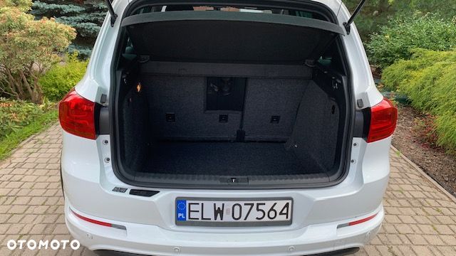 Volkswagen Tiguan 1.4 TSI BlueMotion Technology Lounge Sport & Style - 19