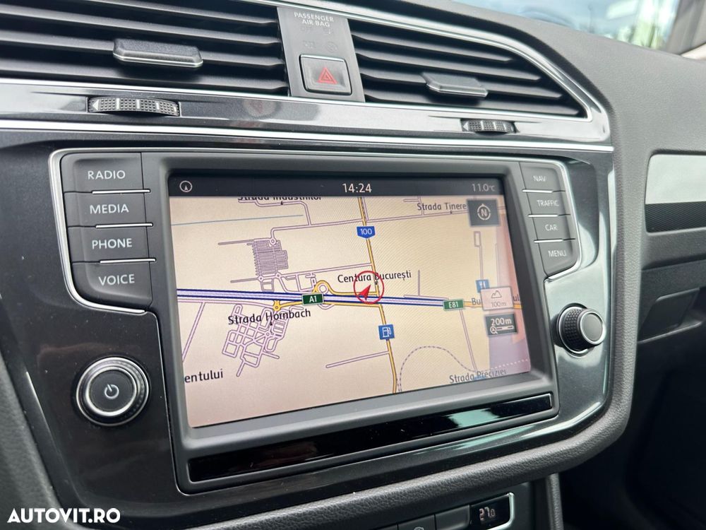 Volkswagen Tiguan - 11