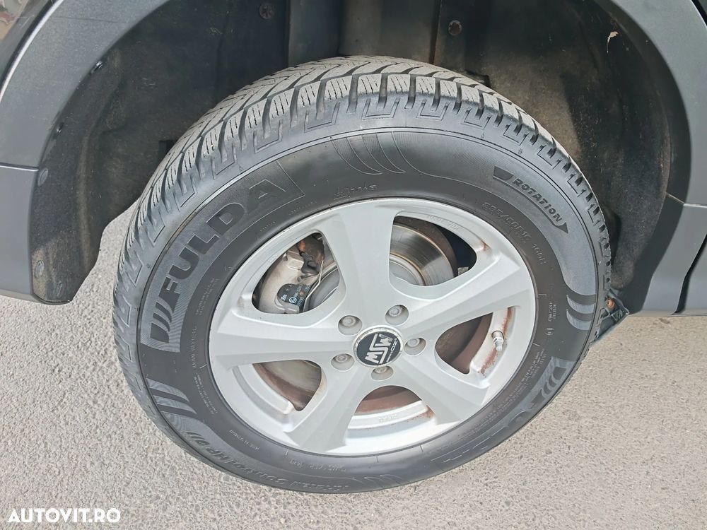 Ford Kuga 2.0 TDCi 4WD Powershift Titanium - 21