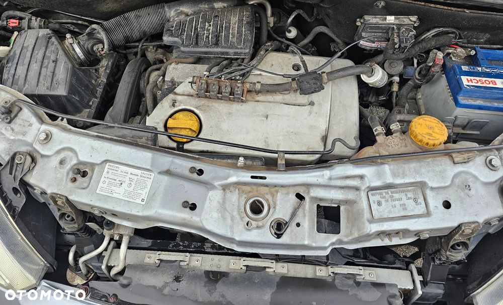 Opel Meriva 1.6 16V (Essentia) - 29