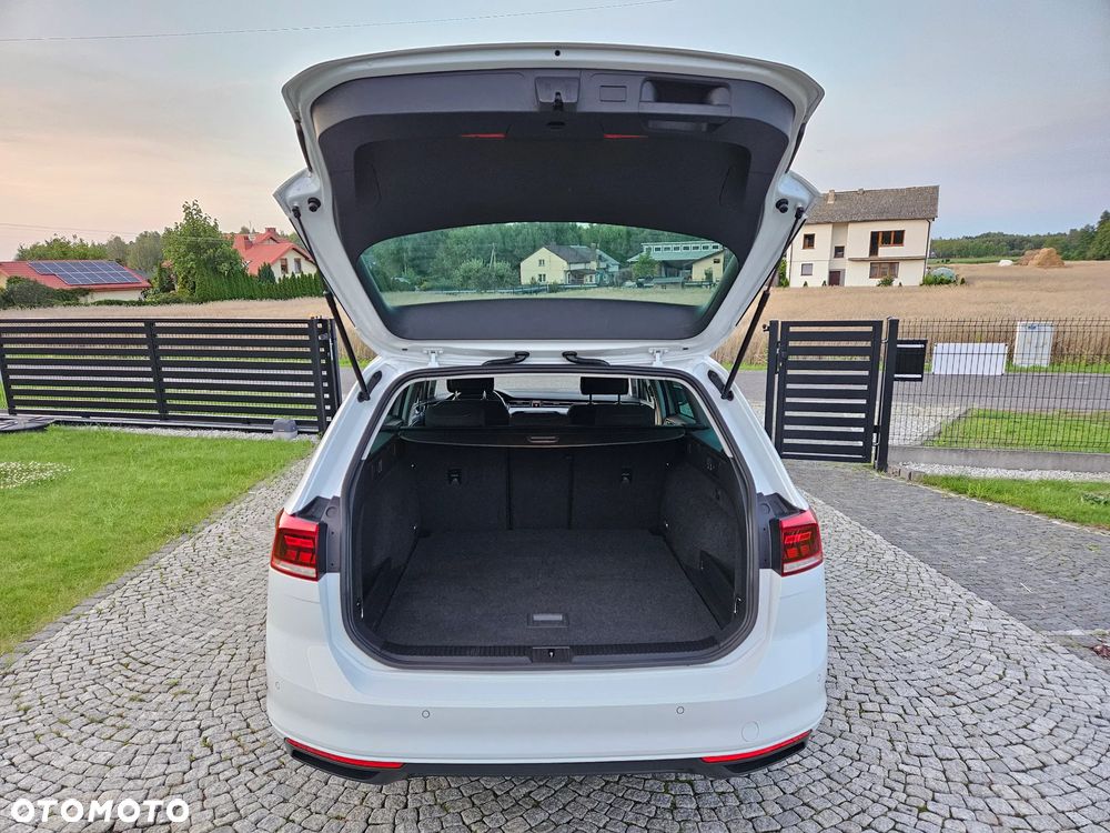 Volkswagen Passat 1.5 TSI EVO Business - 31