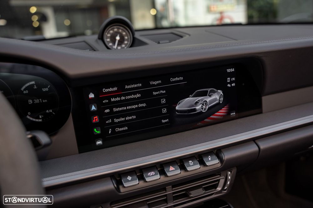 Porsche 911 (992) Carrera 4S PDK - 33