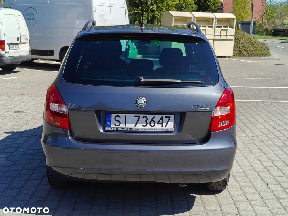 Skoda Fabia 1.4 16V Ambiente - 12