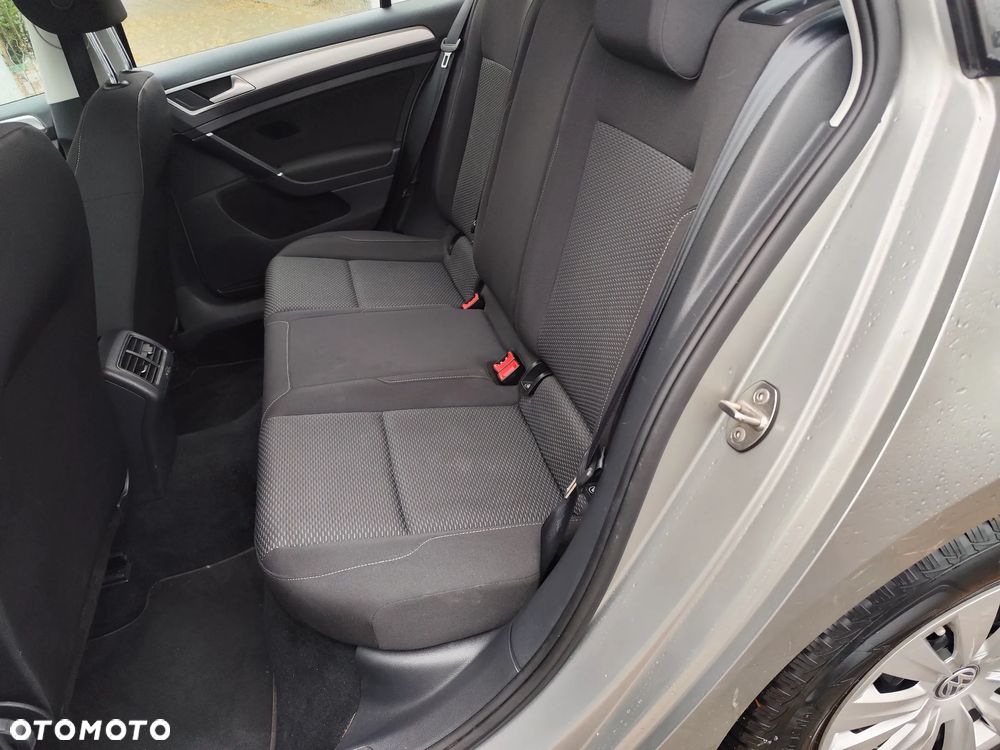 Volkswagen Golf 1.6 TDI (BlueMotion Technology) DSG Comfortline - 15