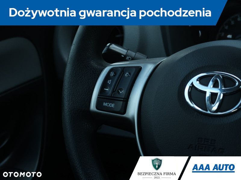Toyota Yaris - 20