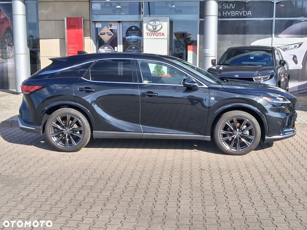 Lexus RX - 8