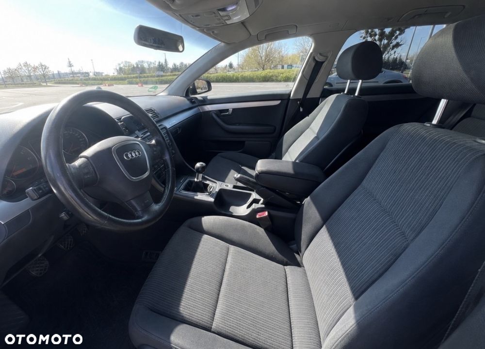Audi A4 Avant 2.0 TDI DPF quattro - 15