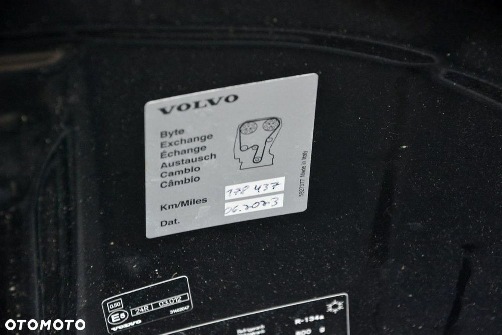 Volvo V60 D4 Geartronic Momentum Pro - 34