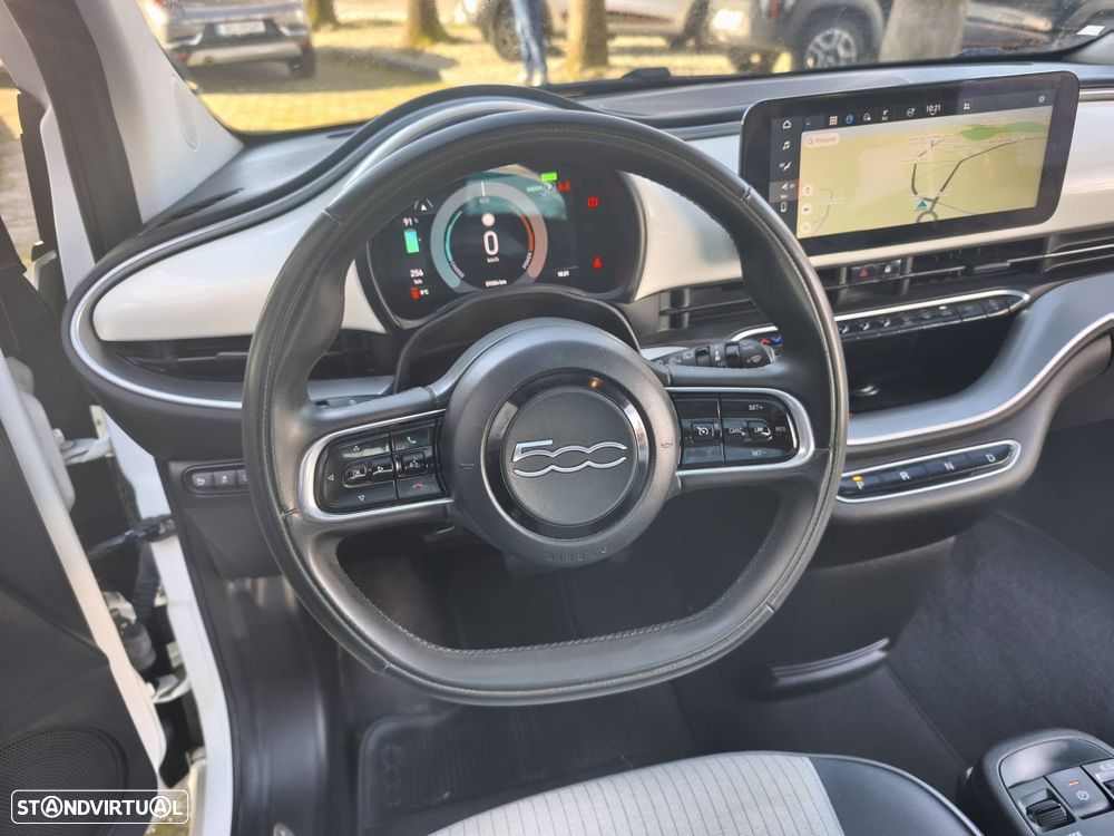 Fiat 500e 42kWh la Prima (by Bocelli) - 12